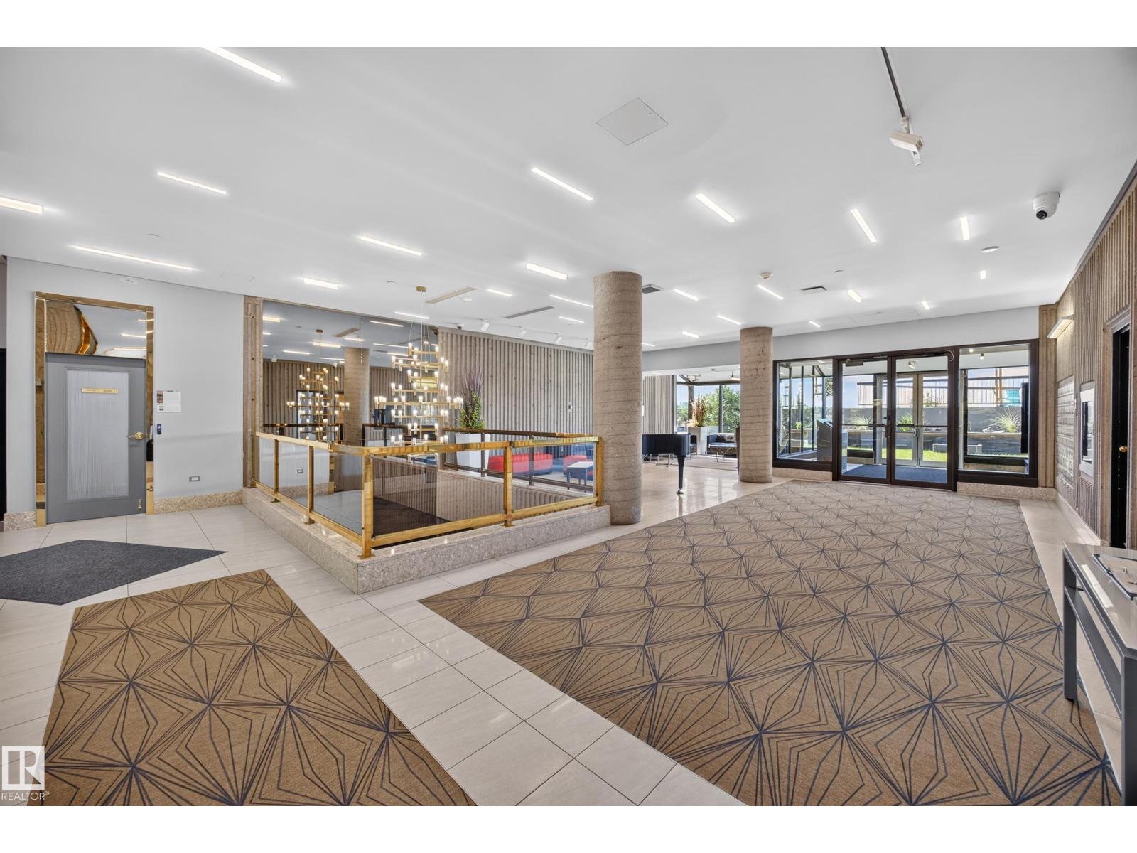 #803 10011 123 ST NW - 33