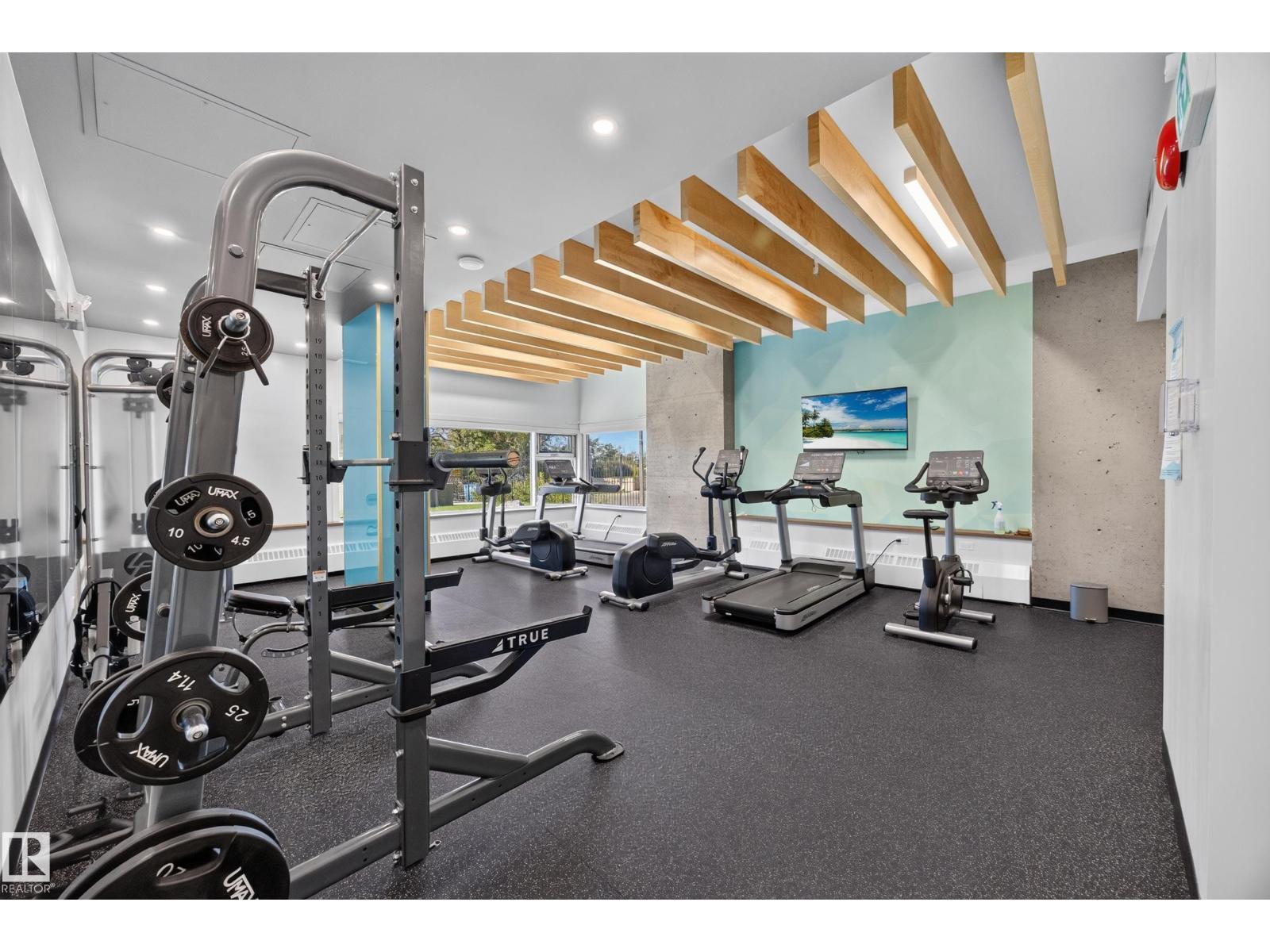#803 10011 123 ST NW - 39