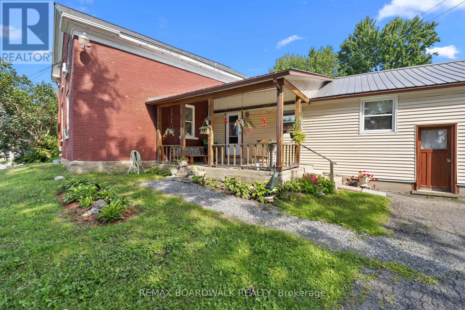 2352 CHURCH STREET - 27