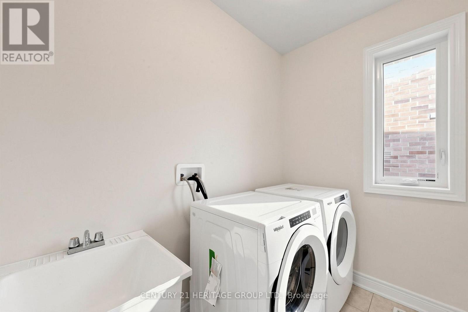34 MICKLEFIELD AVENUE - 33