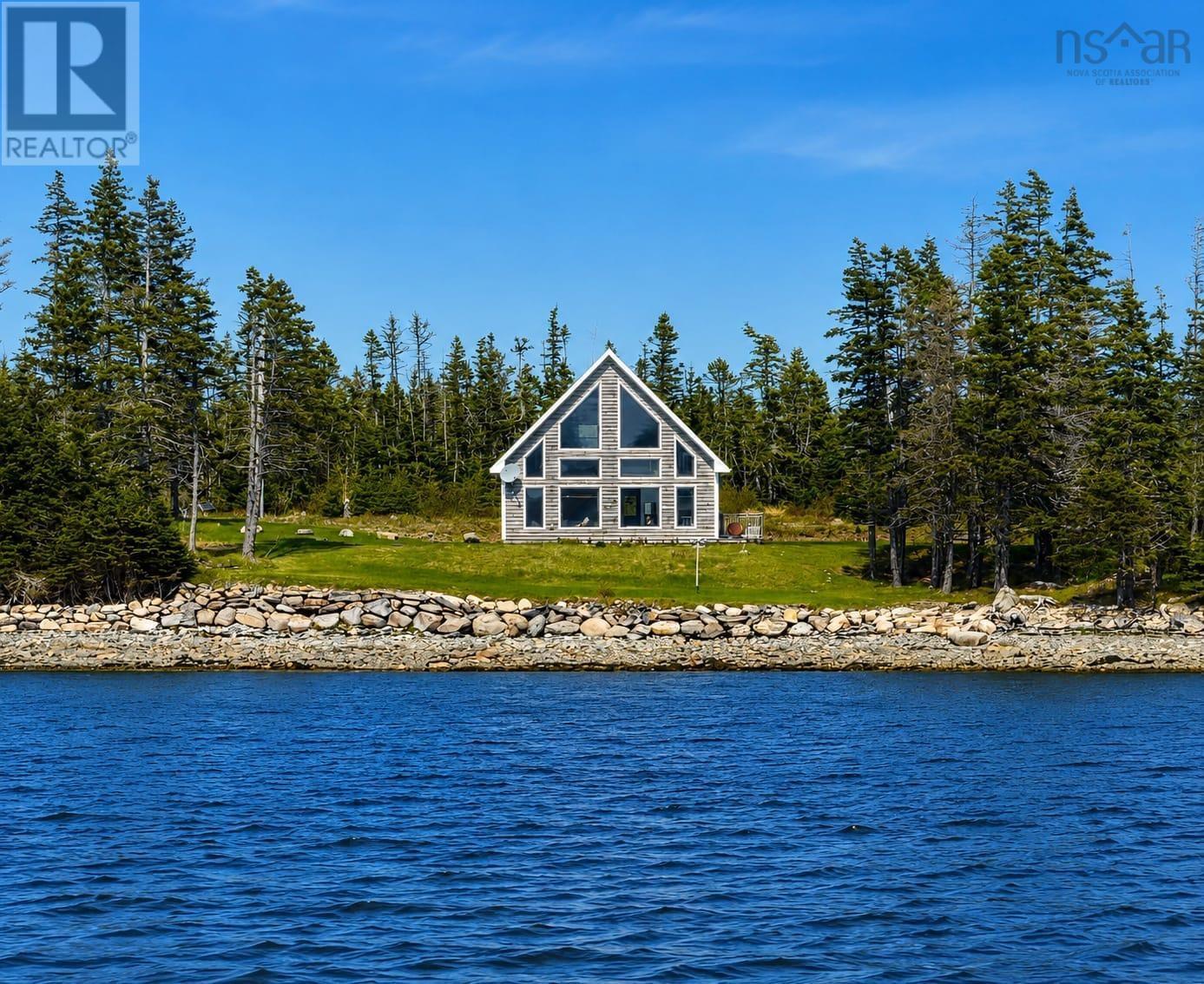 828 Little Liscomb Road - 1