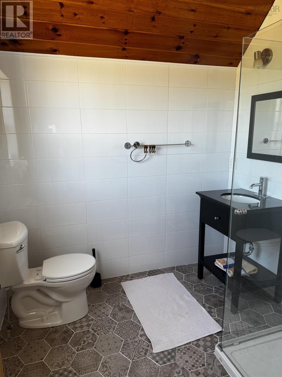 828 Little Liscomb Road - 35