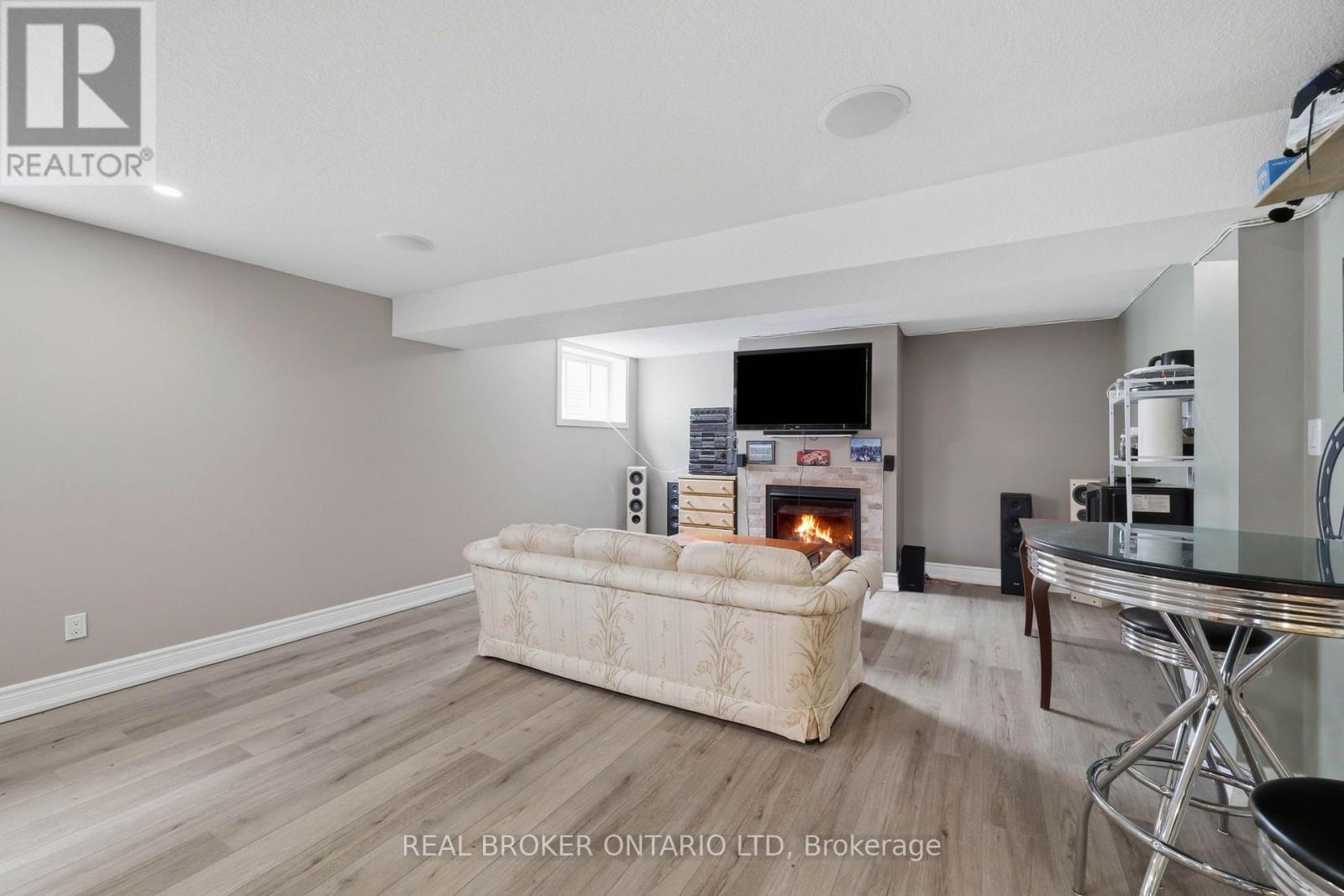4 DORAL COURT - Image 26