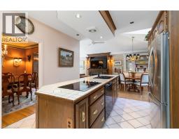 Kitchen - 150 Cairncroft Road, Oakville, ON L6J4L9 Photo 13