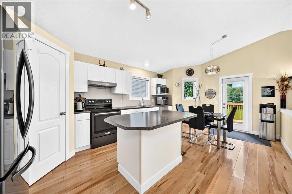 50 Somerside Manor SW, Somerset, Calgary photo 2
