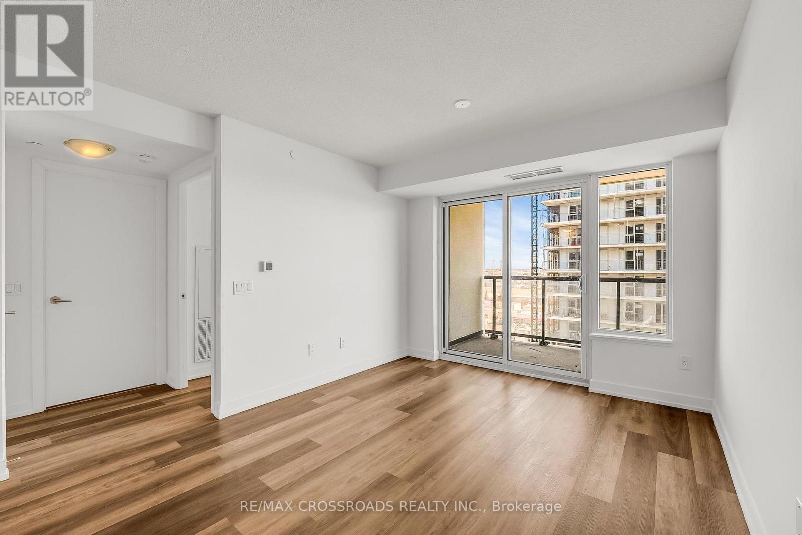 #1411 1480 BAYLY STREET - Image 22