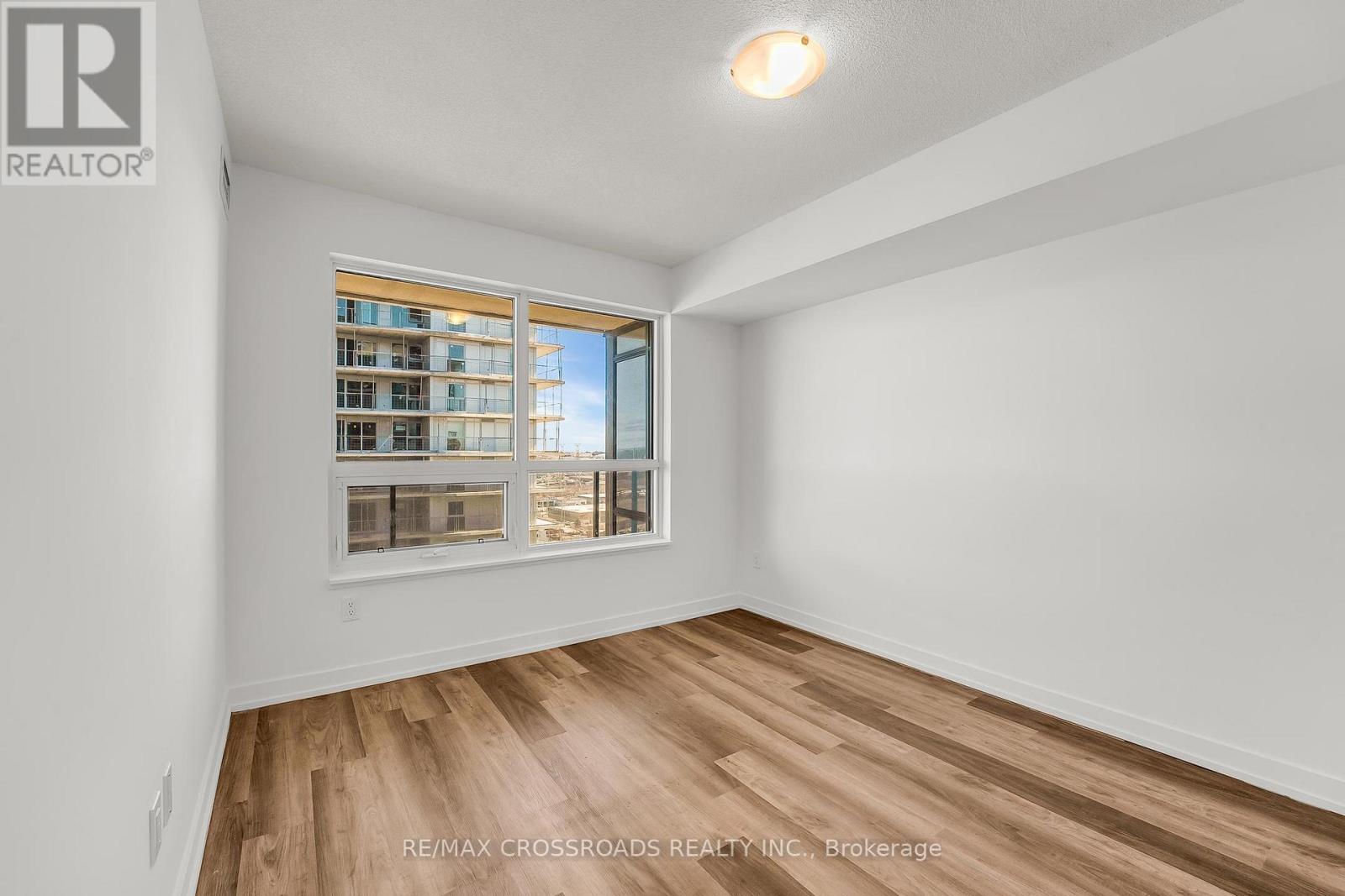 #1411 1480 BAYLY STREET - 23