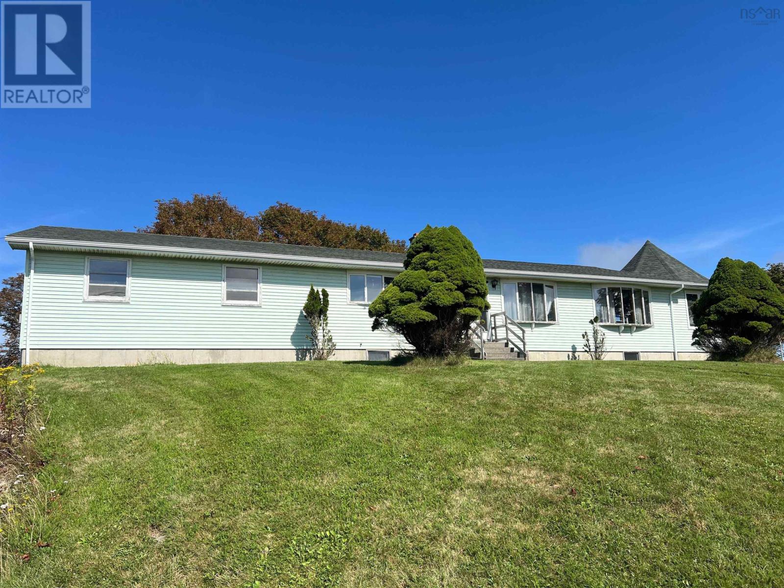 355 Pleasant Street - 22