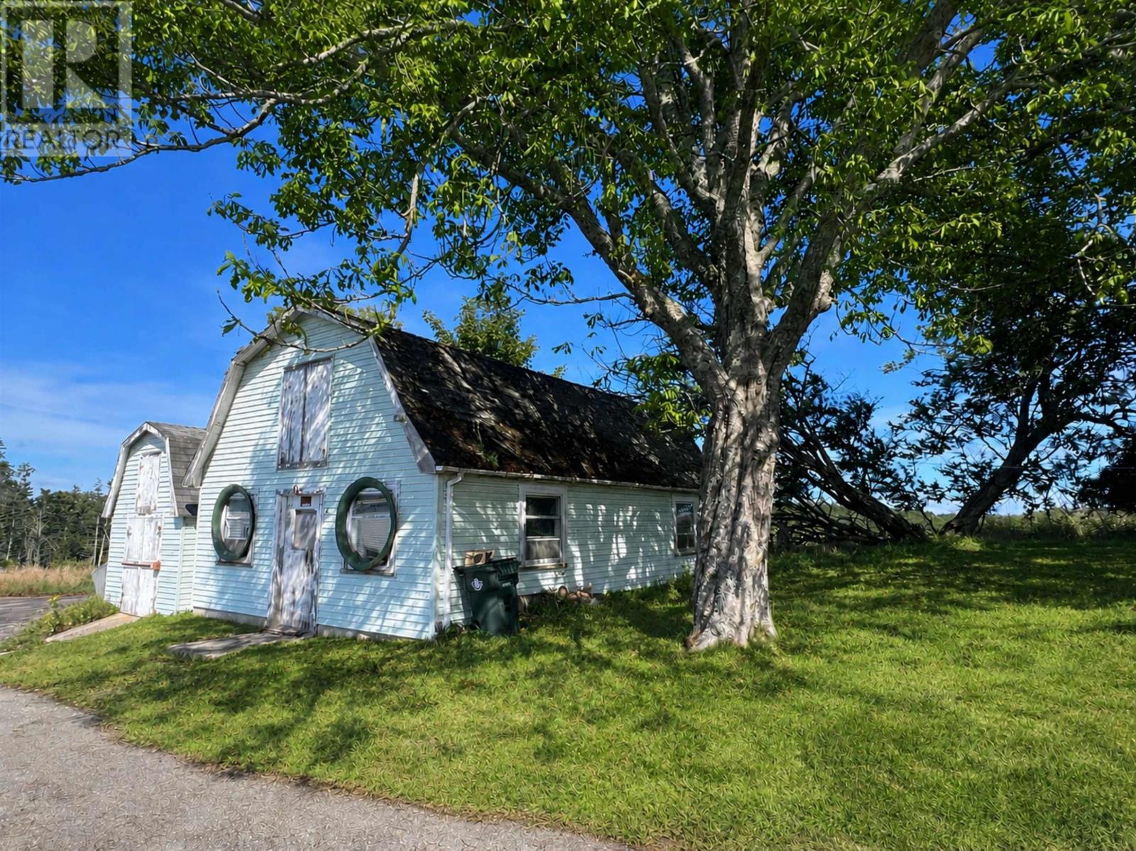 355 Pleasant Street - 24