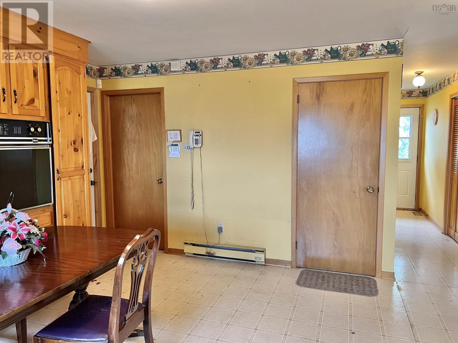355 Pleasant Street - 7