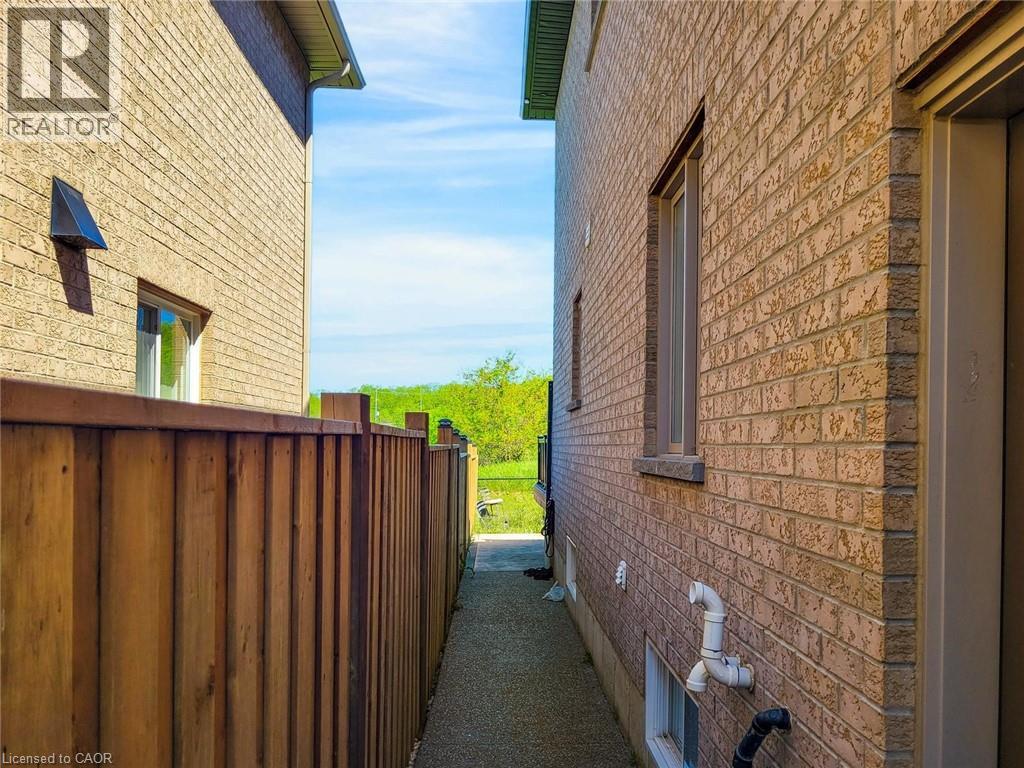 27 RIESLING Court - 39