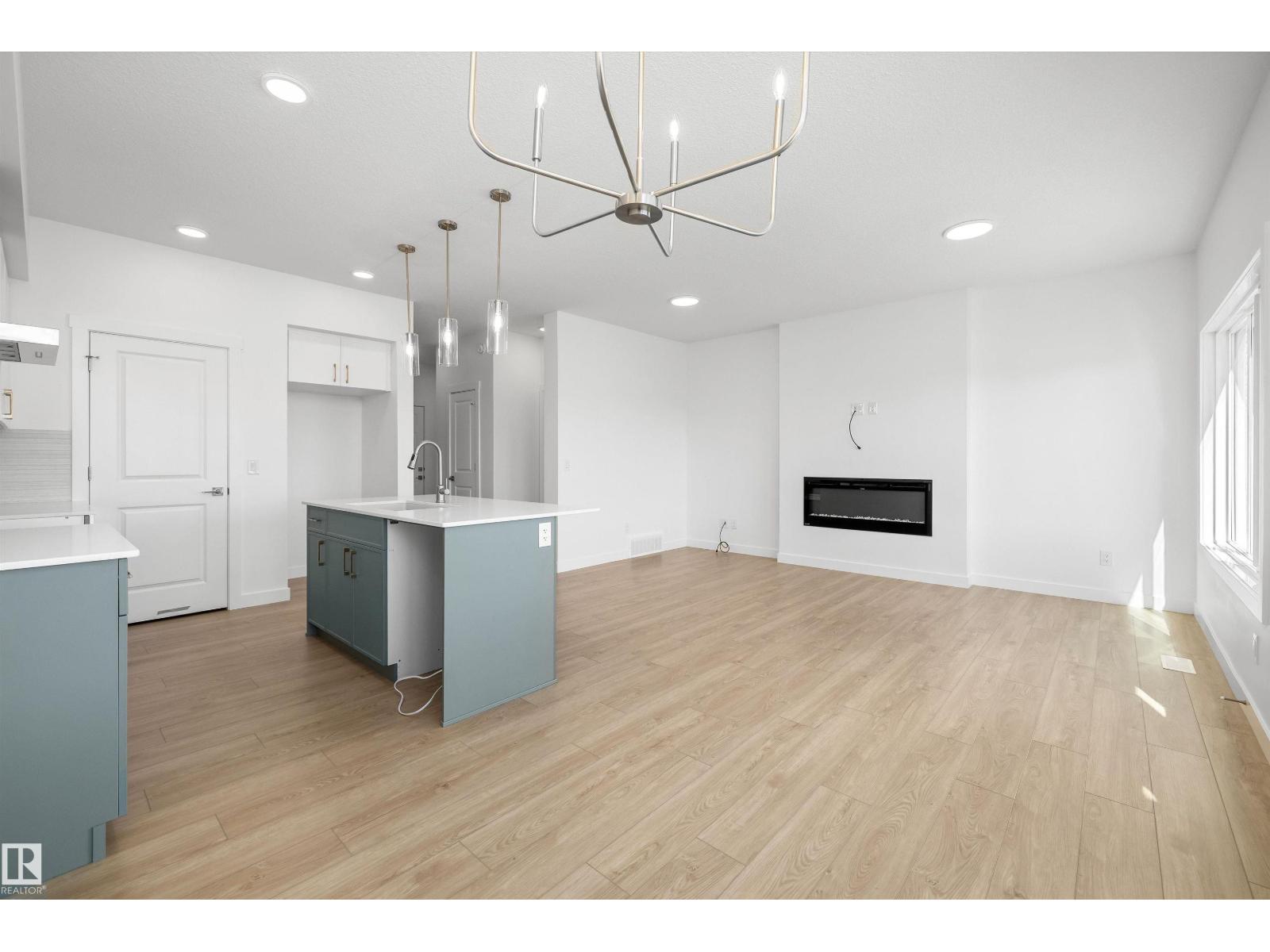 19123 20 AV NW - Image 42