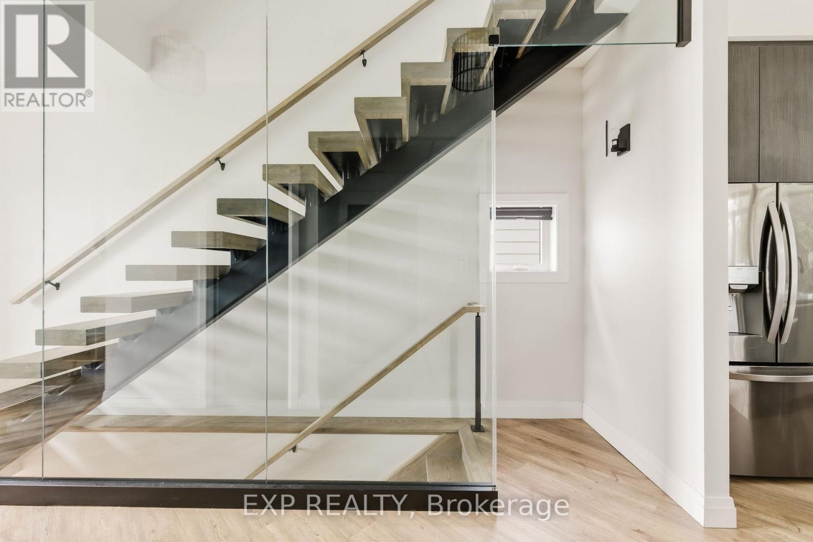 26 HURON STREET - Image 6