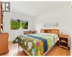 990 Leyland Street, West Vancouver, BC V7T2S4 Photo 39
