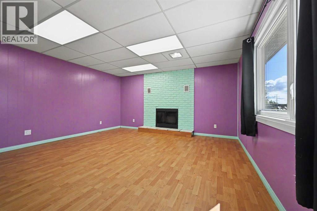 22118 HWY 669 - Image 24