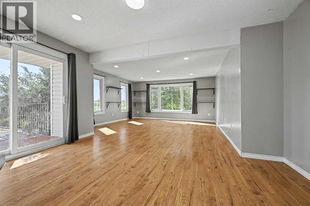 22118 HWY 669 - Image 5