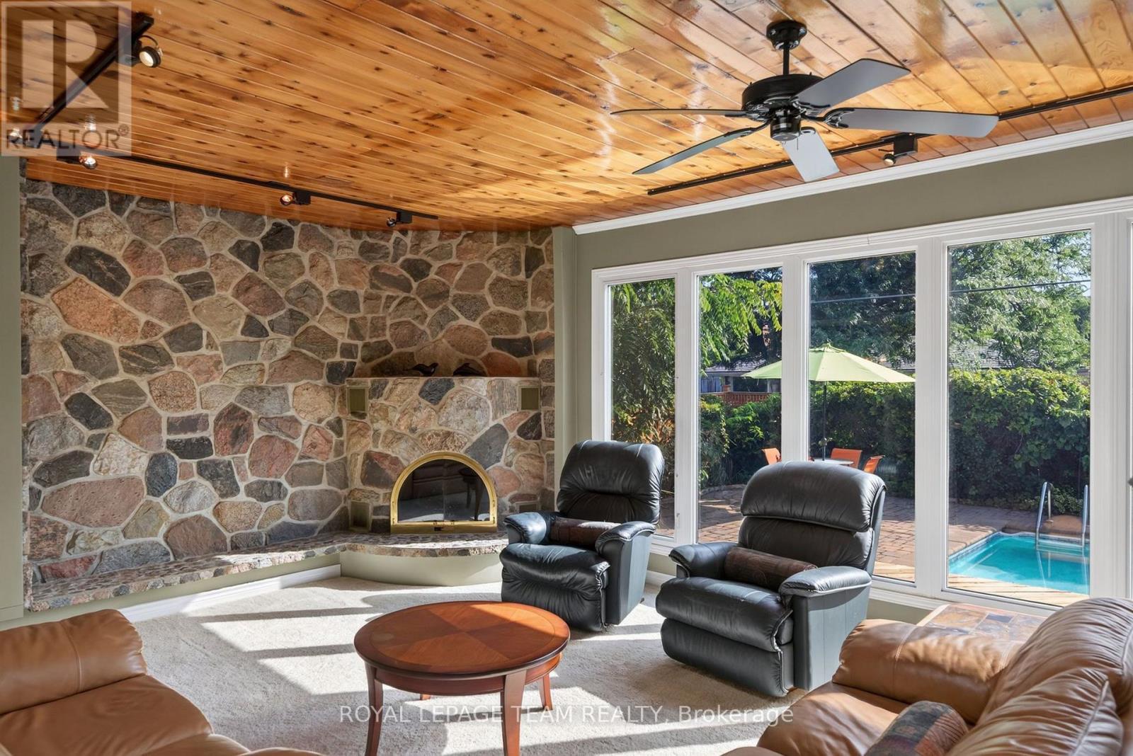 2713 DUPONT STREET - Image 17
