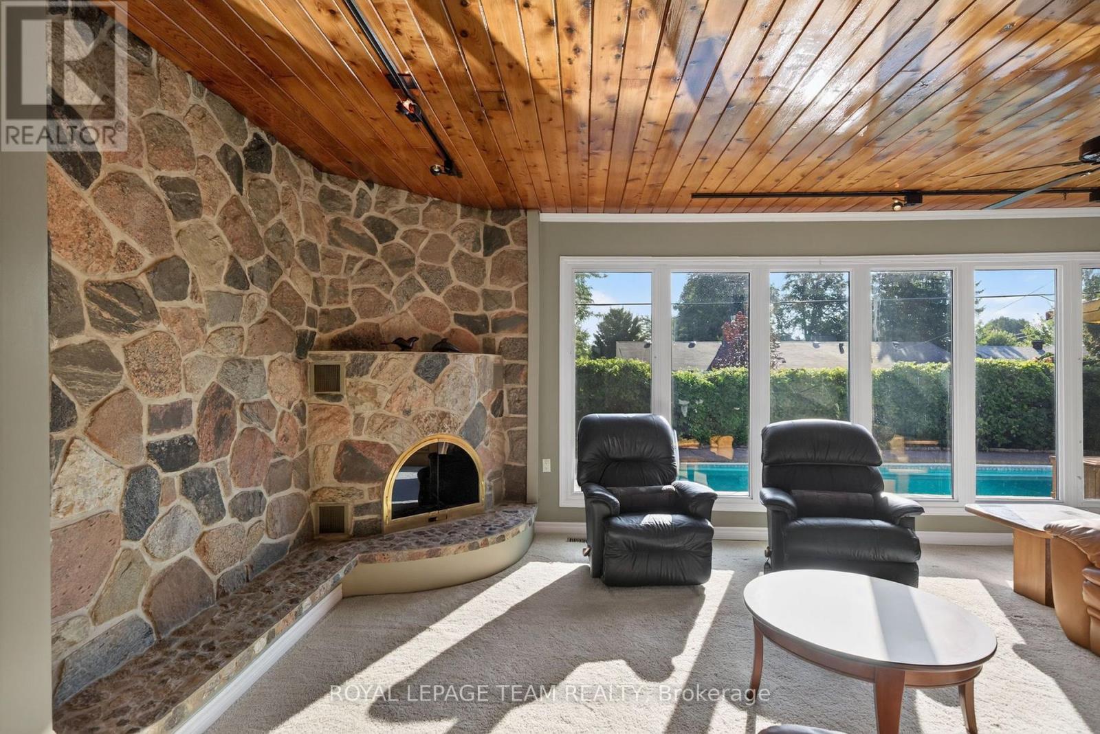 2713 DUPONT STREET - Image 20