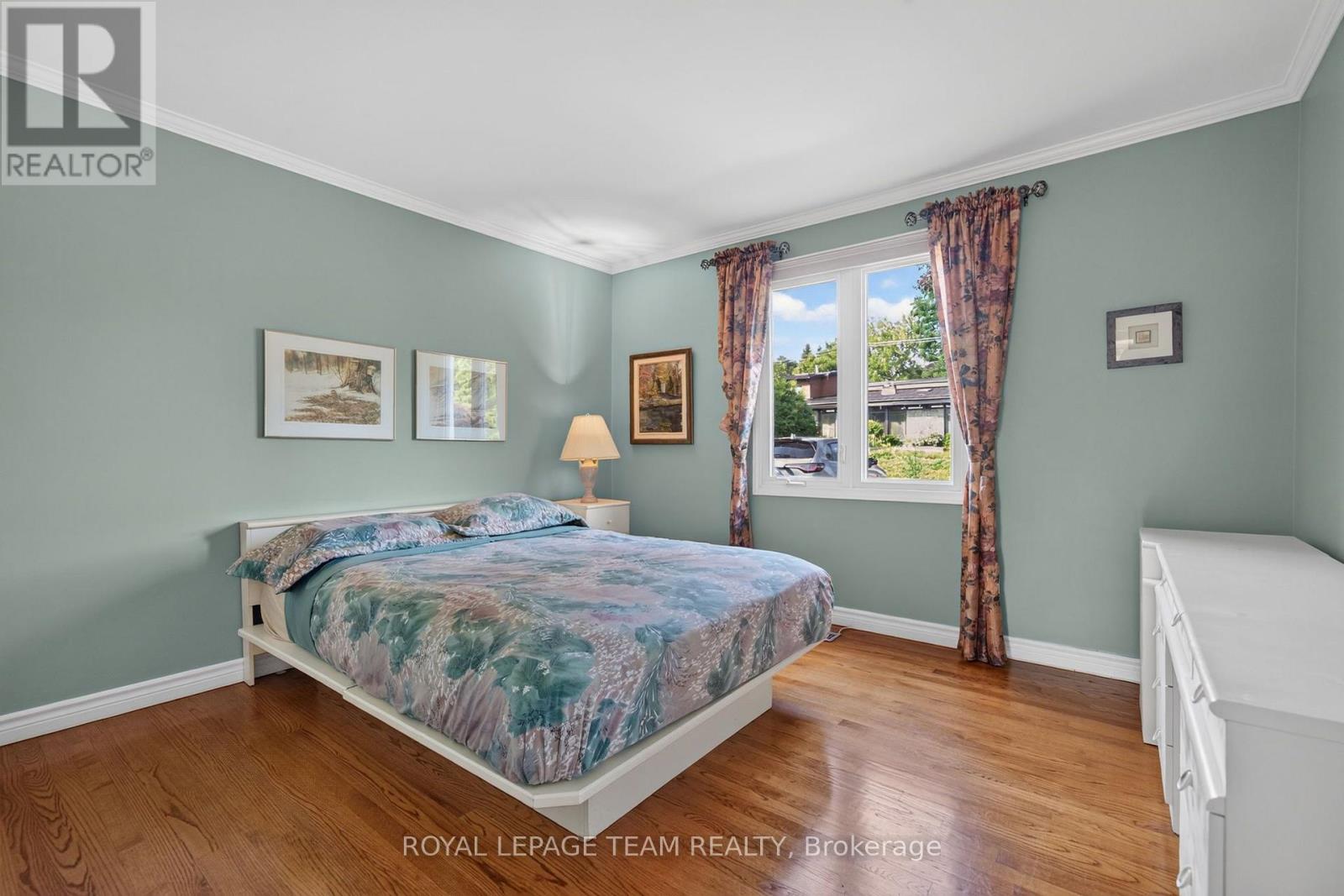 2713 DUPONT STREET - Image 29