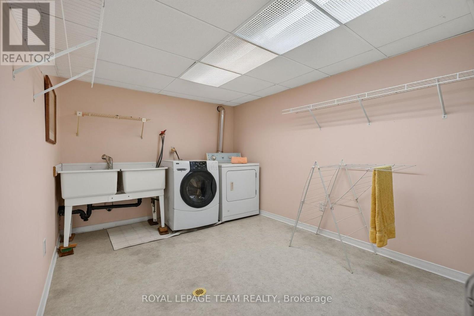 2713 DUPONT STREET - Image 36