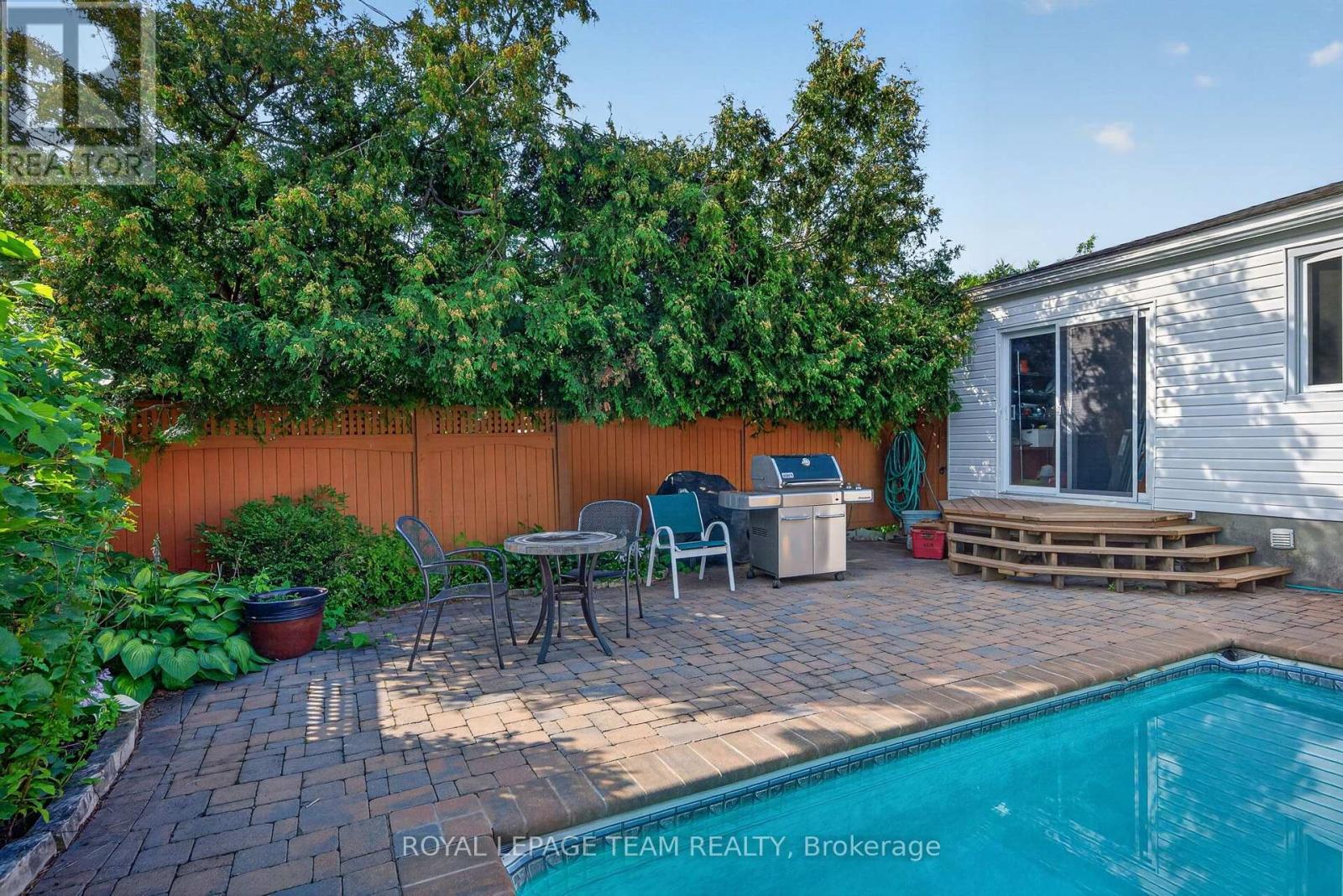 2713 DUPONT STREET - Image 44