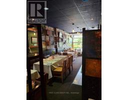 992 St Clair Avenue W, Toronto, ON M6E1A2 Photo 8