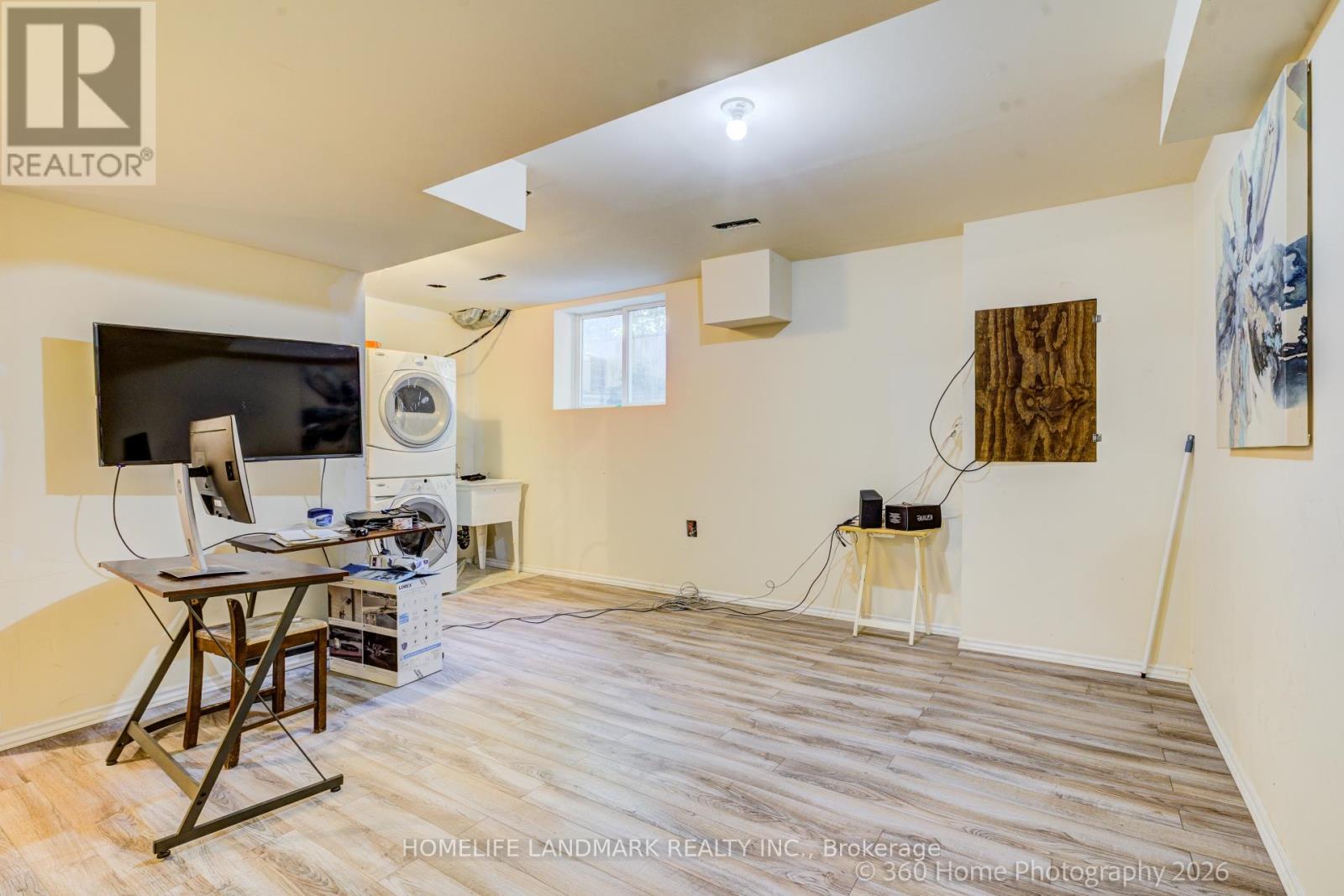 #3 736 KINGSTON ROAD - Image 14