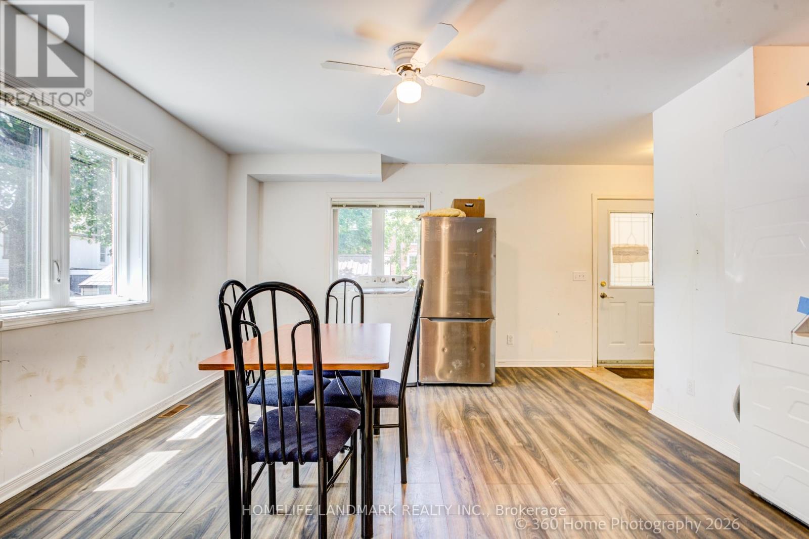 #3 736 KINGSTON ROAD - 2