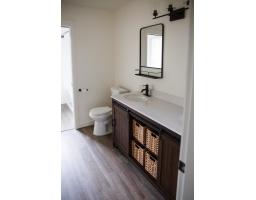 4064 198 Street, Langley, BC V3A1E2 Photo 9