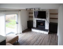 4064 198 Street, Langley, BC V3A1E2 Photo 6