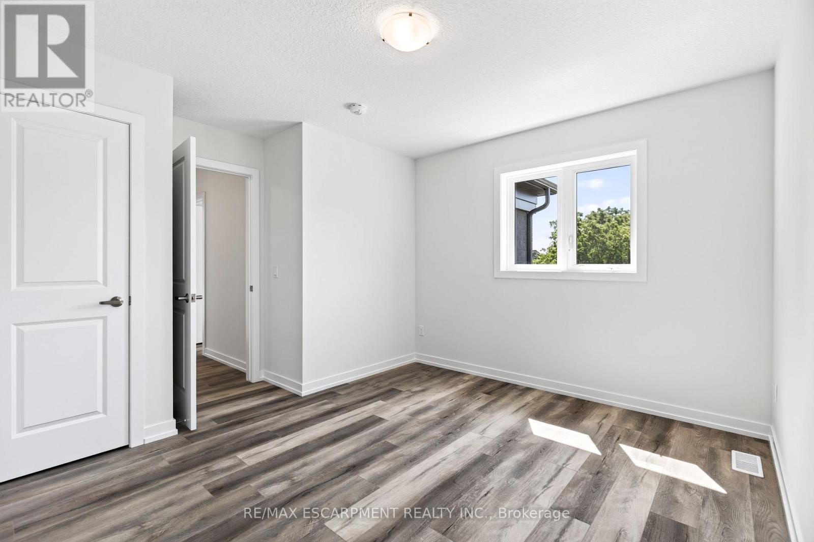 96 VALLEY TRAIL PLACE - 32