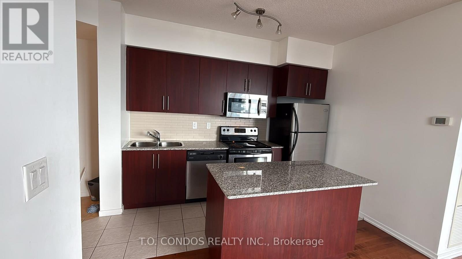 Photo of 55 Bremner Boulevard