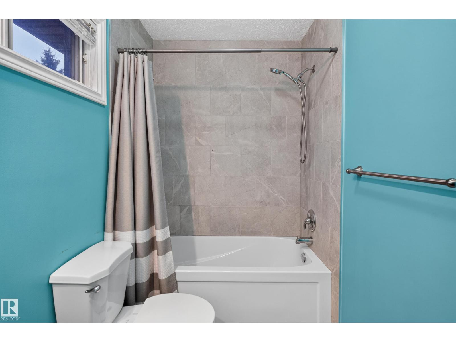 4107 35 ST NW - 29