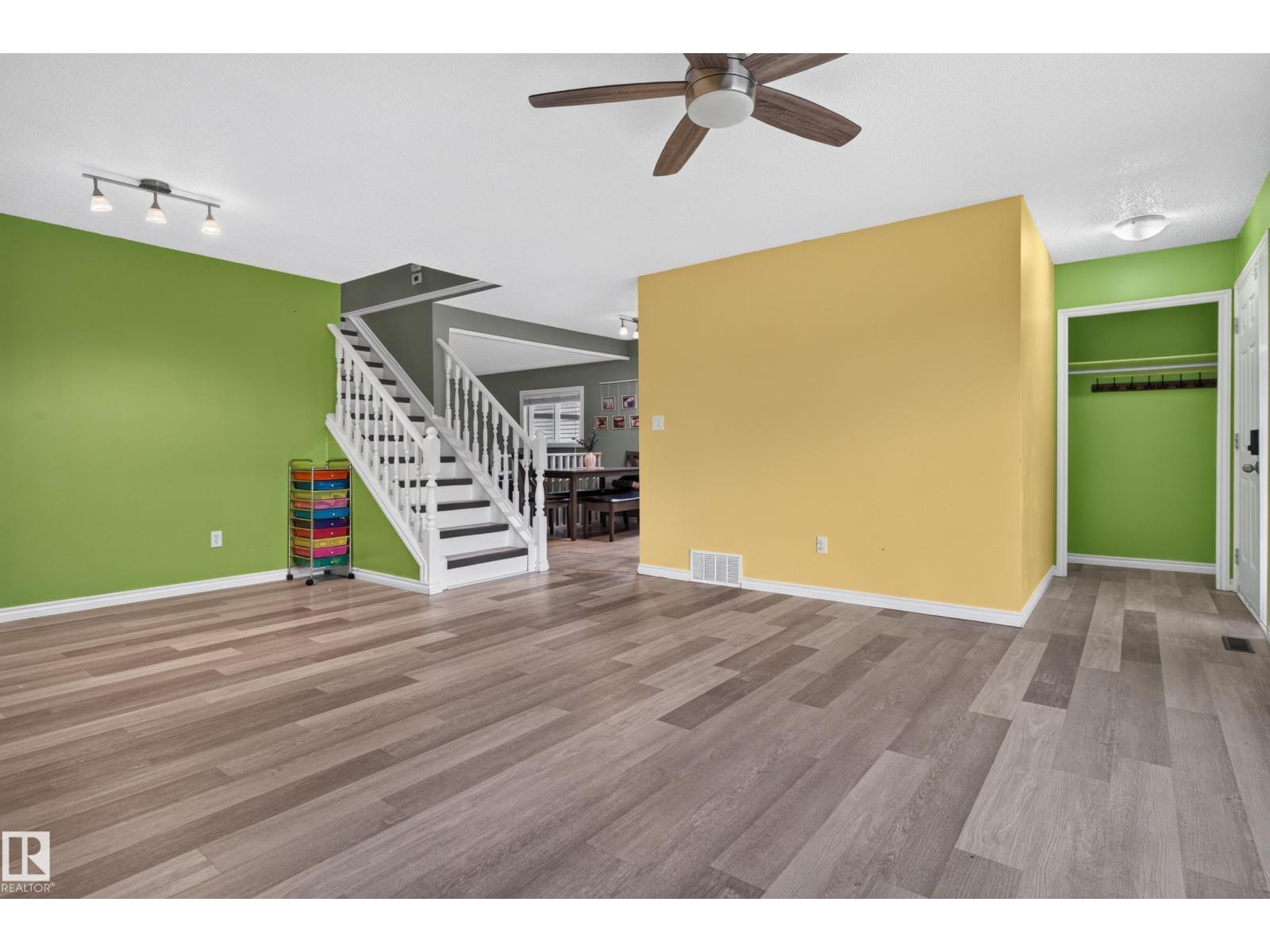 4107 35 ST NW - 15