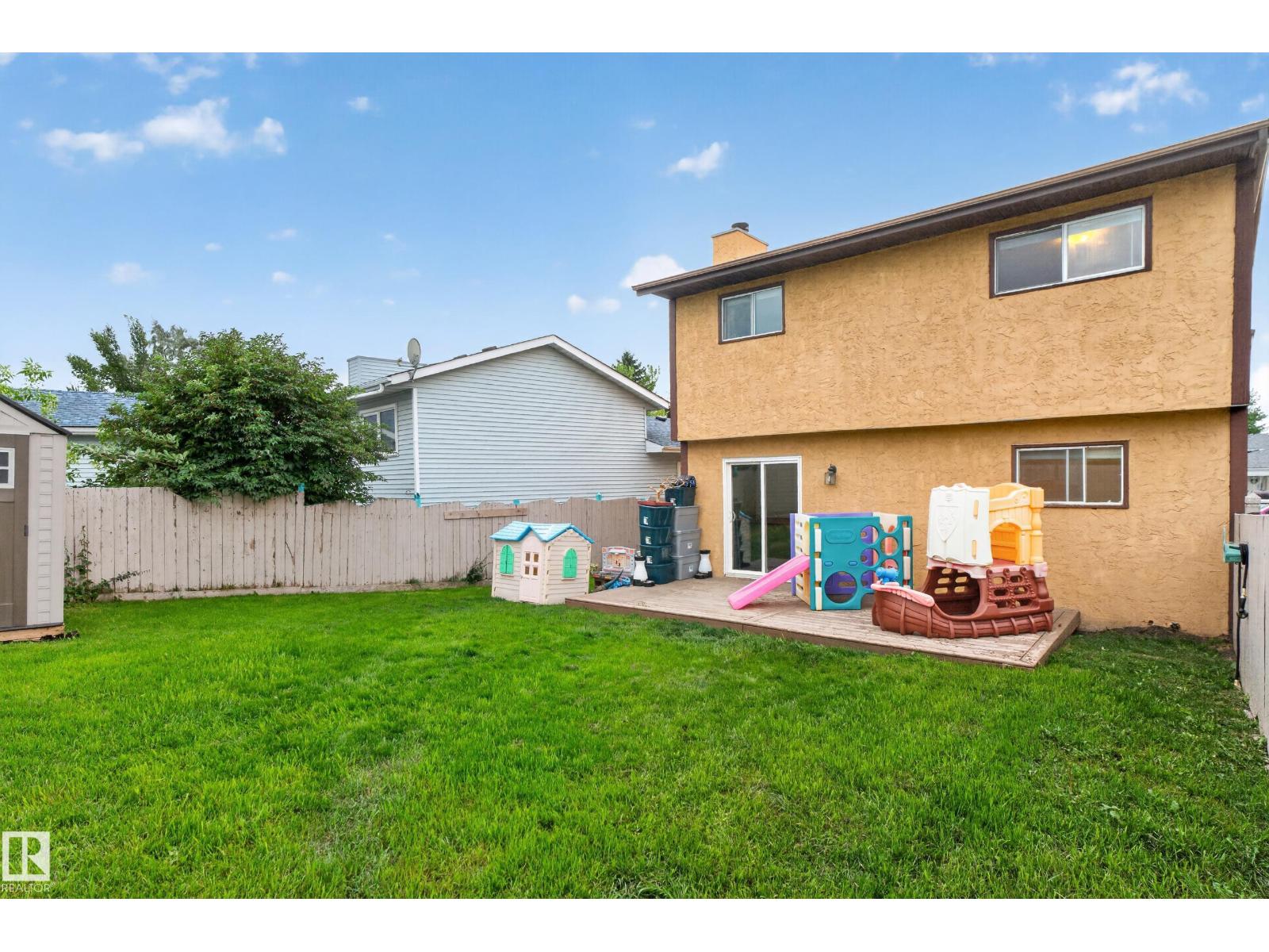 4107 35 ST NW - 43
