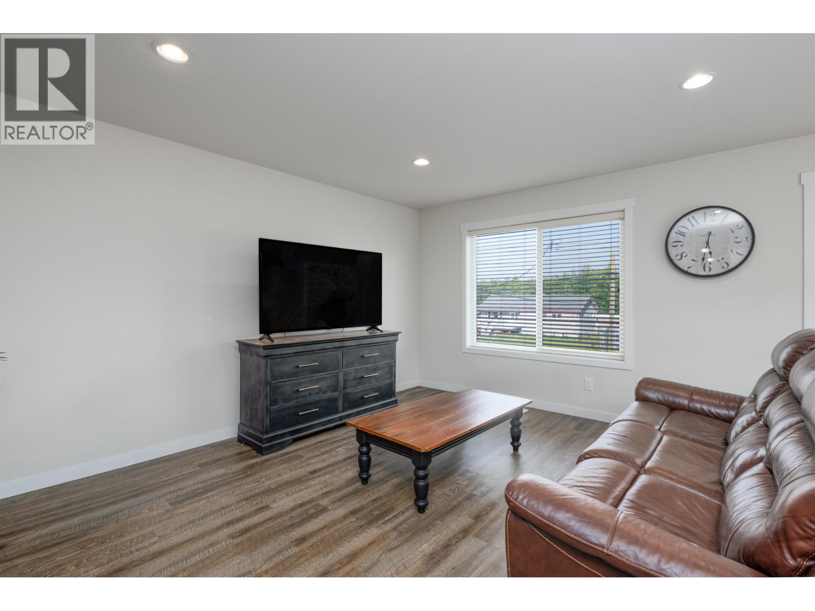 1253 N BLACKBURN ROAD - 14