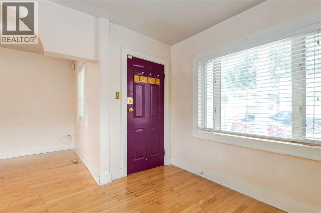 123 30 Avenue NW, Tuxedo Park, Calgary photo 3