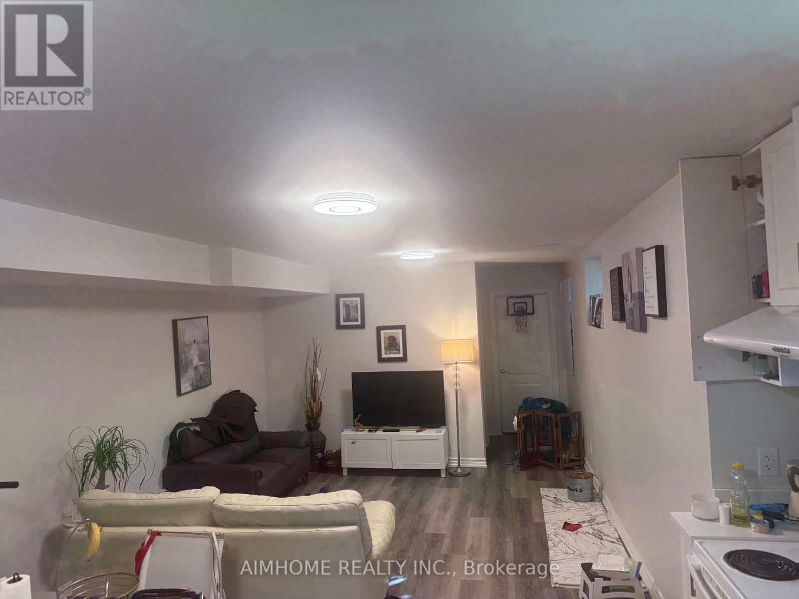 27 Maple Edge Lane — photo 7