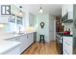 3910 Cedar Hill Cross Rd, Saanich, BC V8P2N2 Photo 12