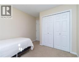 3910 Cedar Hill Cross Rd, Saanich, BC V8P2N2 Photo 24