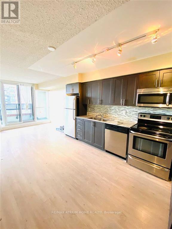 #1818 800 LAWRENCE AVENUE W - 5