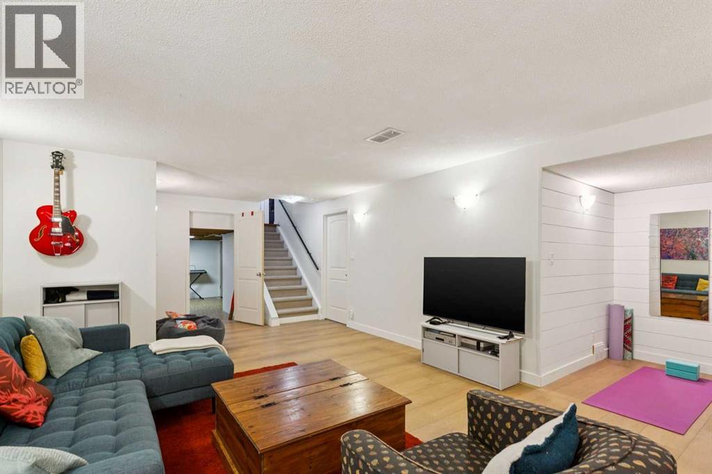 1515 Lake Bonavista Drive SE - 34