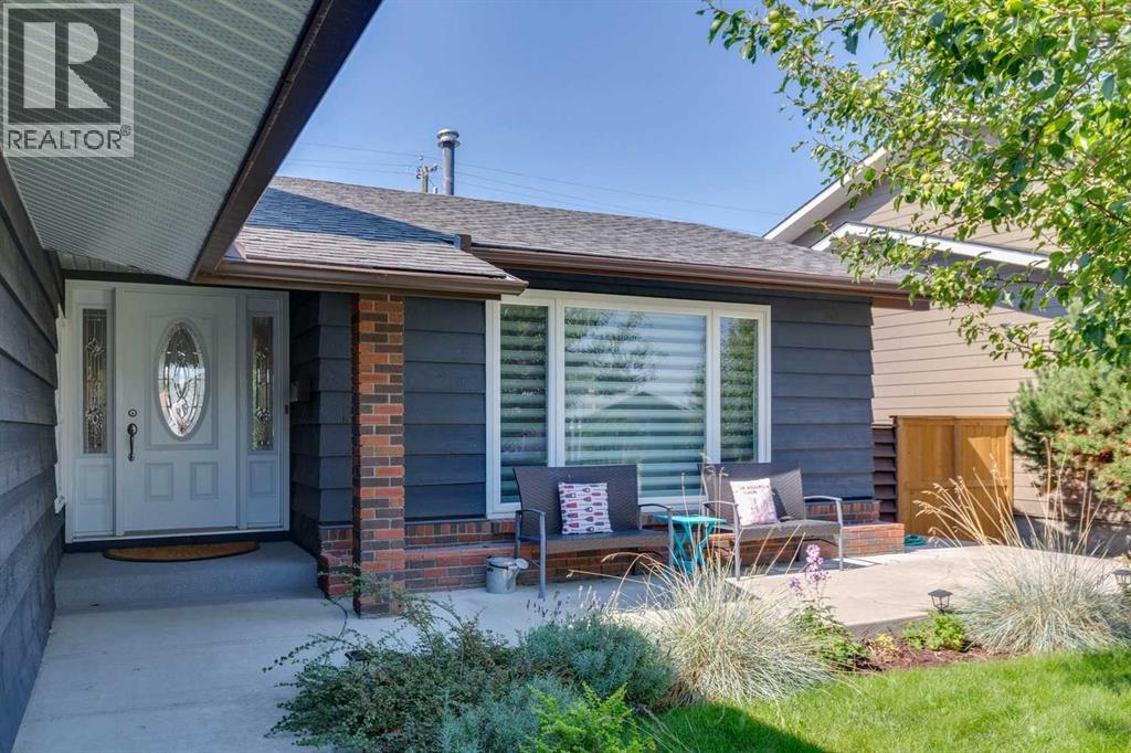 1515 Lake Bonavista Drive SE - 37