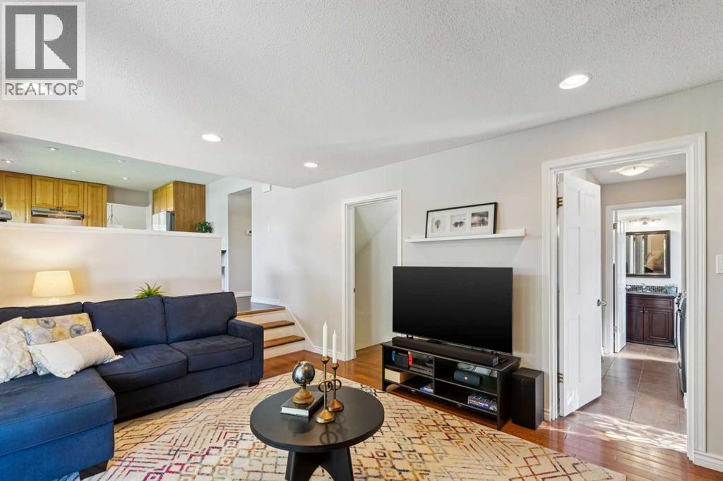 1515 Lake Bonavista Drive SE - 18