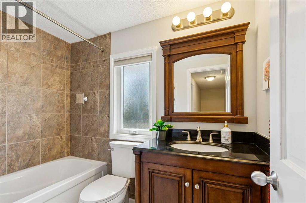 1515 Lake Bonavista Drive SE - 30