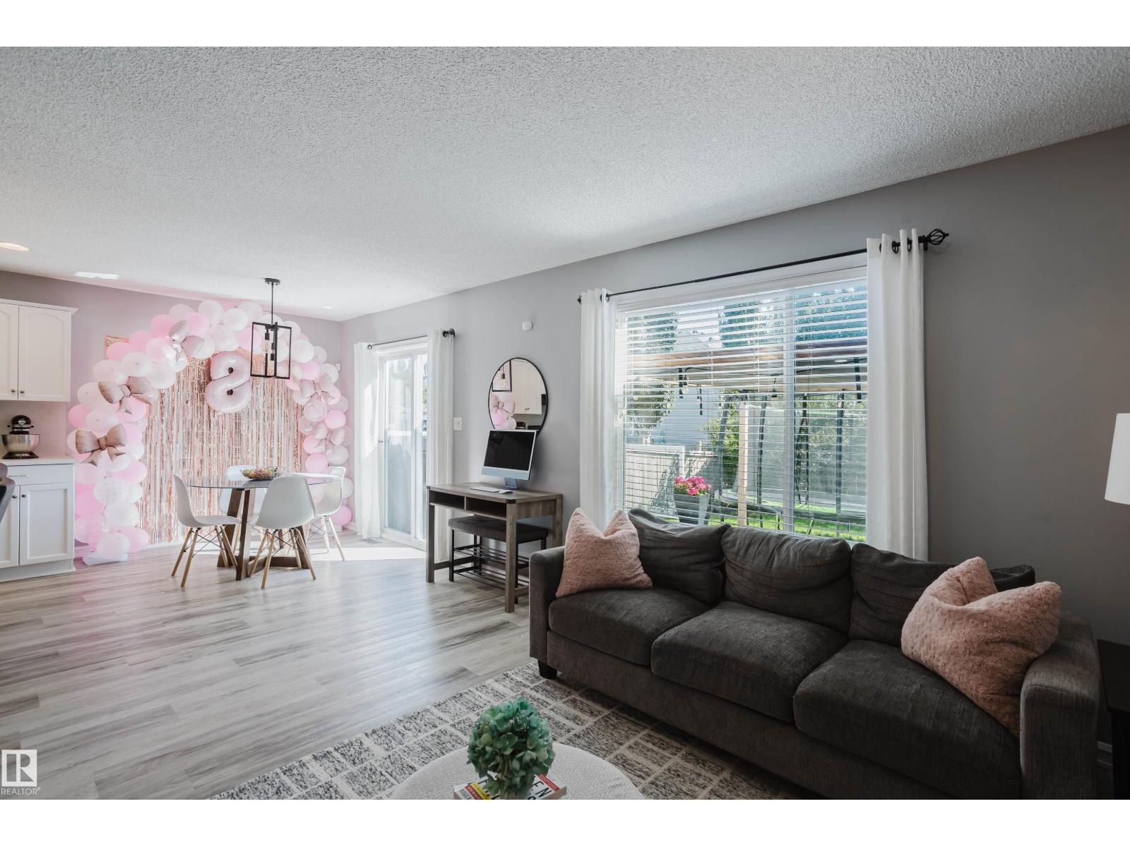 8307 6 AV SW - Image 17