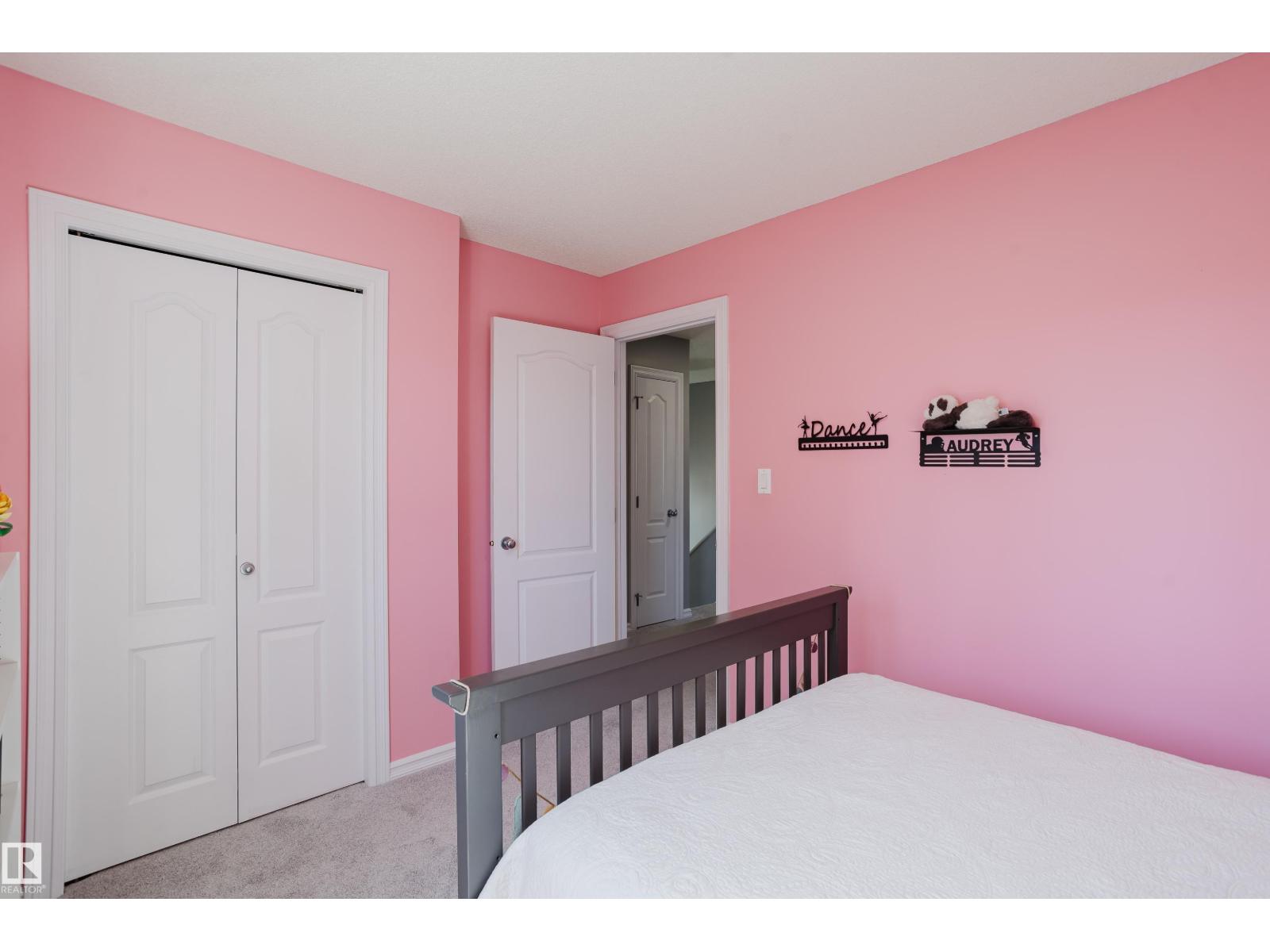 8307 6 AV SW - Image 29