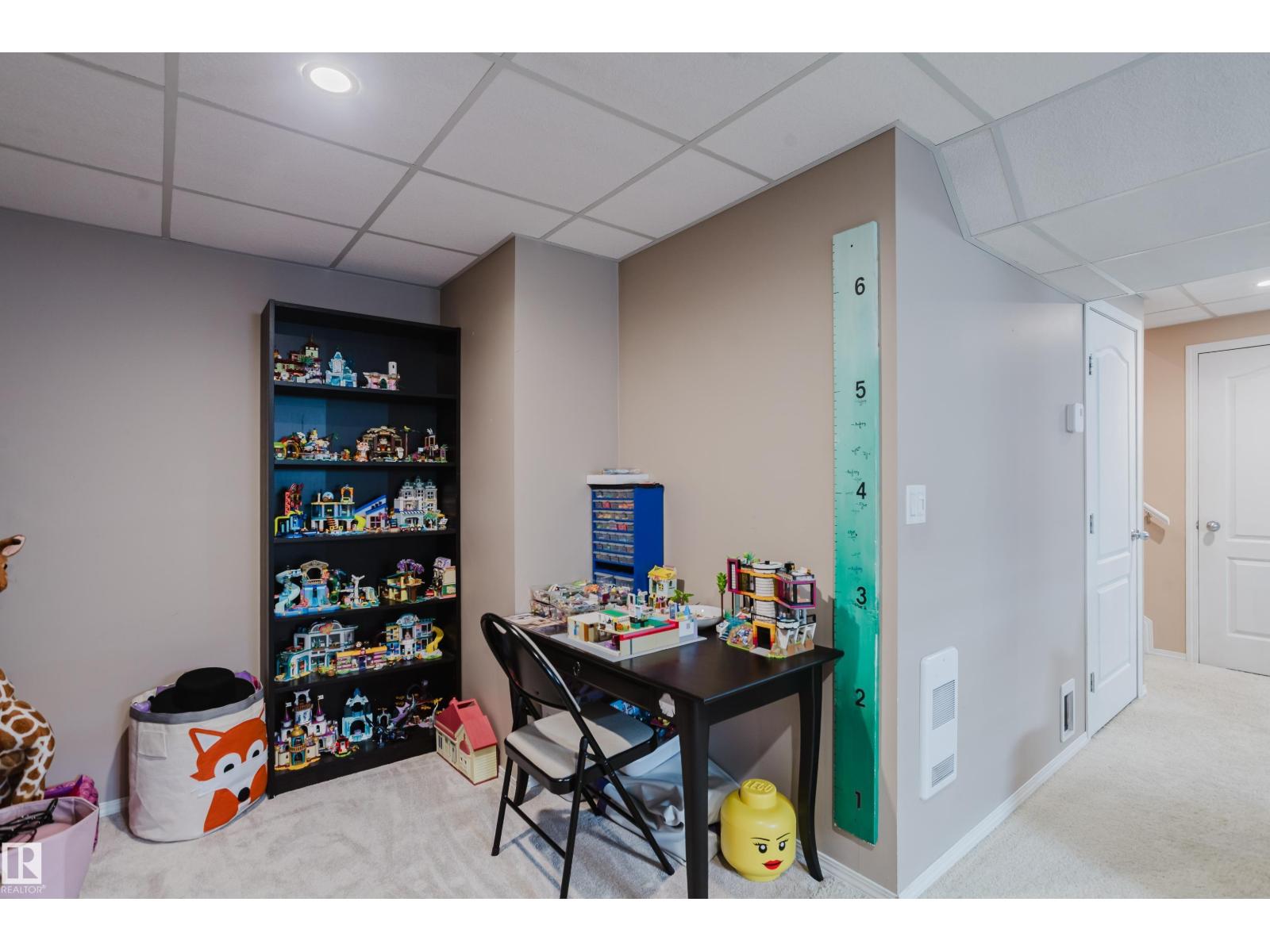 8307 6 AV SW - Image 35