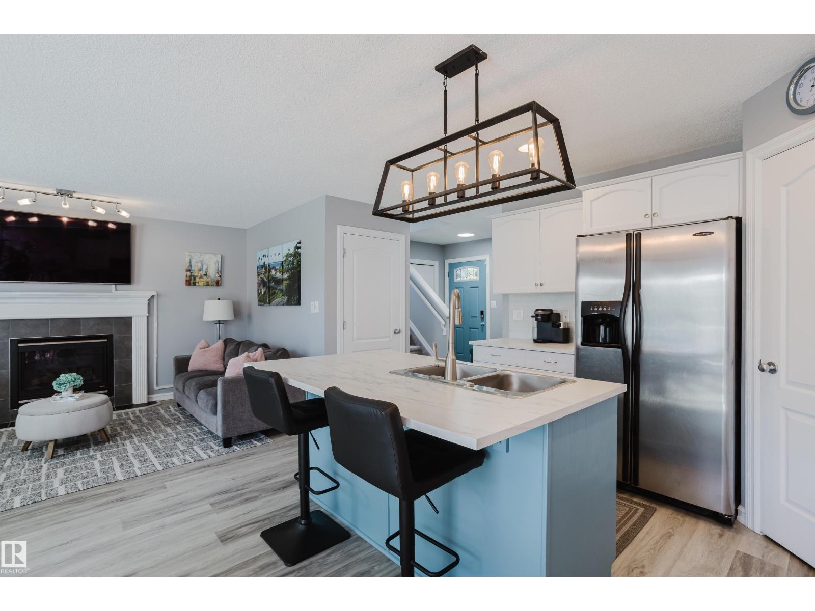 8307 6 AV SW - Image 9