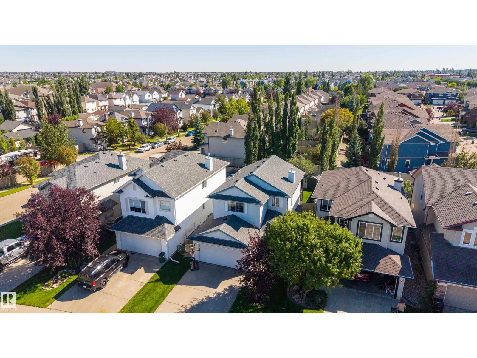 8307 6 AV SW - Image 43